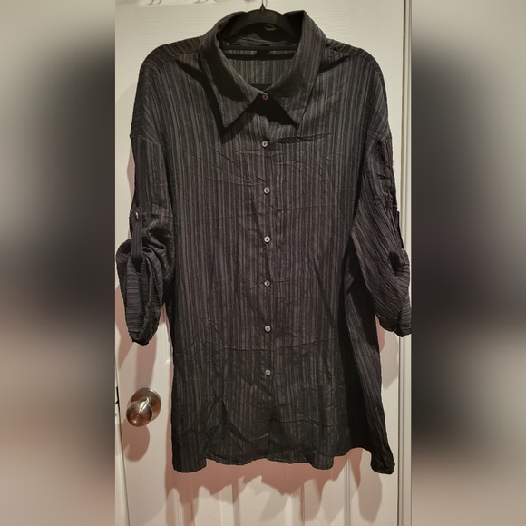 Smochic Black Striped Shirt, button up side sleeves - Picture 1 of 4